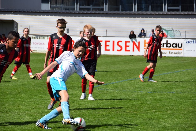 前曼聯門將福斯特​破財政鴻溝簽約謠言！揭雷克瑟姆工資微不足道！.